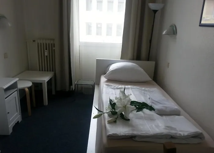 Komet Szálloda Düsseldorf