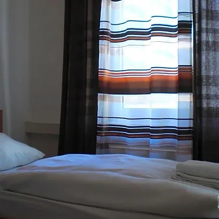 Komet Hotel