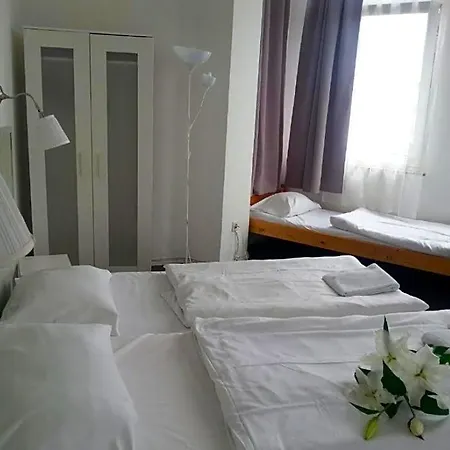 Hotel Komet 3*